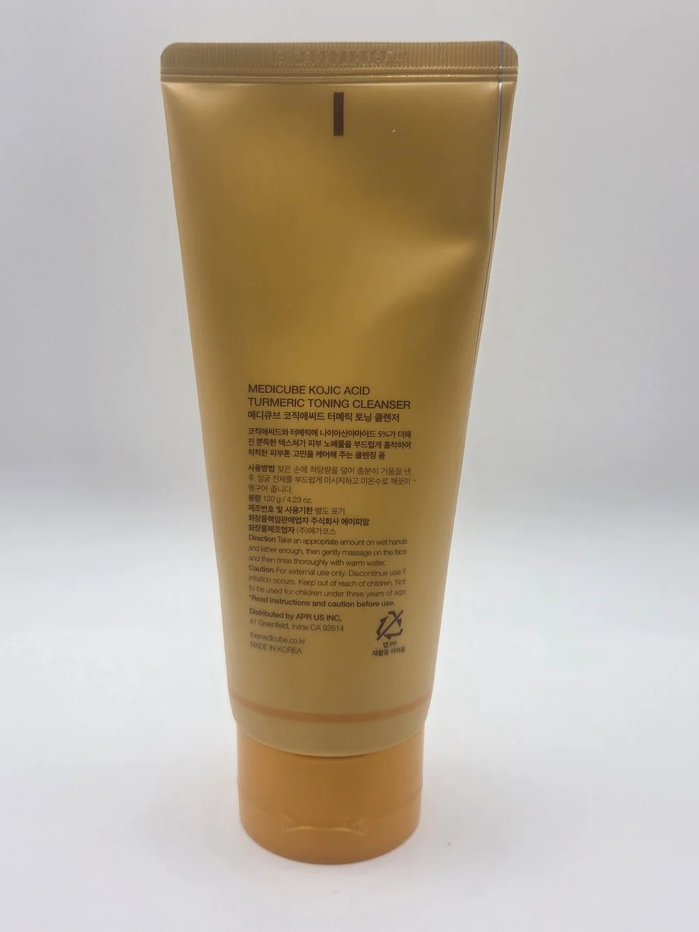 Medicube Kojic Acid Turmeric Toning Cleanser - Orange